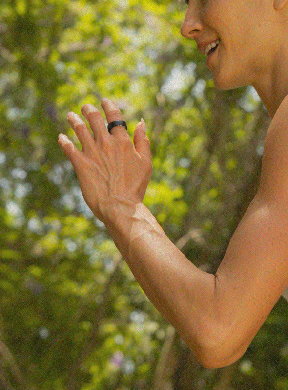 A runner wearing evobeing